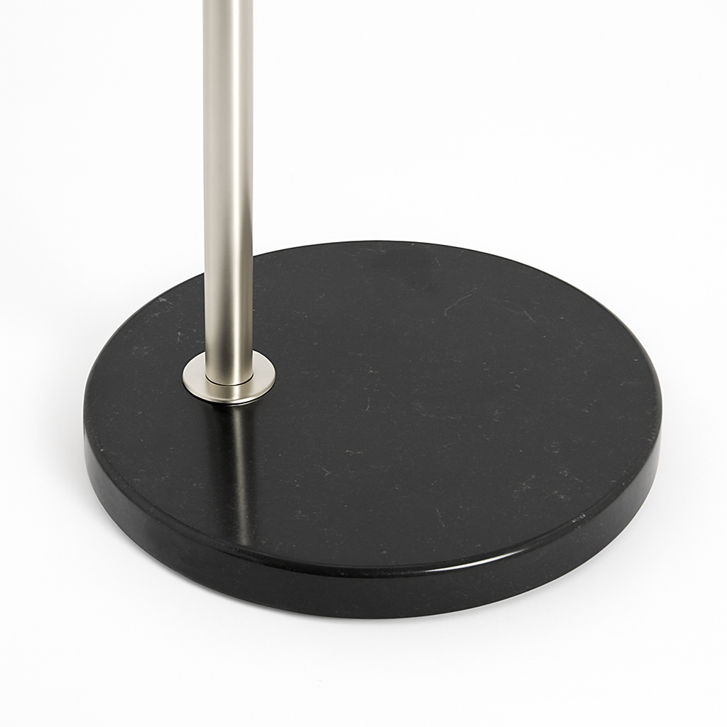 Luminária de Chão Arco Inox com Cúpula Metálica TG