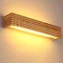 Arandela de Parede em Madeira Linear