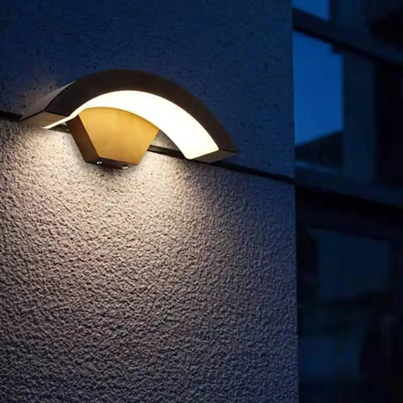 Arandela Externa Impermeável Premium - Lune TG